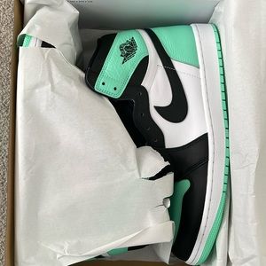 Air Jordan High OG Glow Green Sz 13 New!